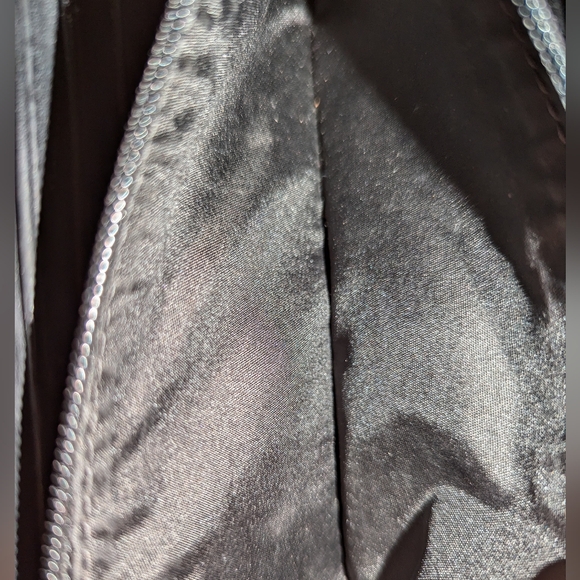 Coach Poppy Liquid Leather Continental Zip Around Wallet Black EUC - Picture 8 of 12